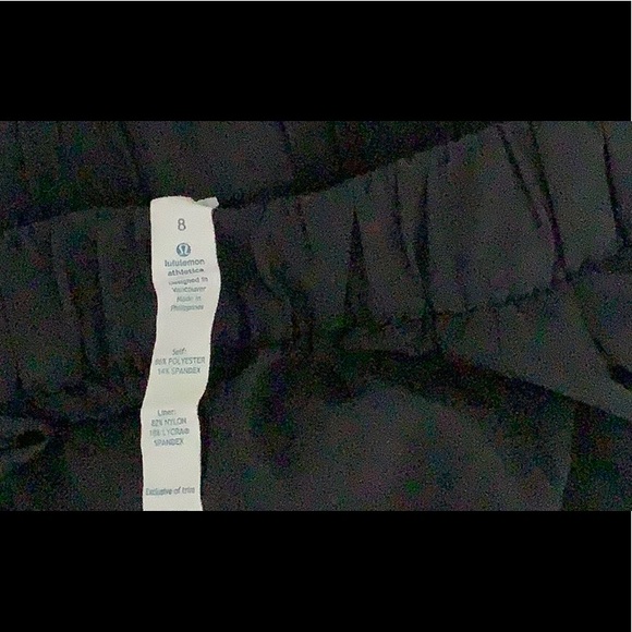 Lulu lemon lightweight harem style black pant size 8 - Picture 2 of 6